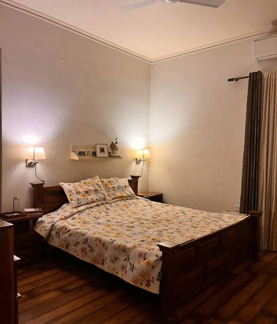 דירות גורגאון Charming 2-Bed, Wfh Friendly Flat Near Airport הודו